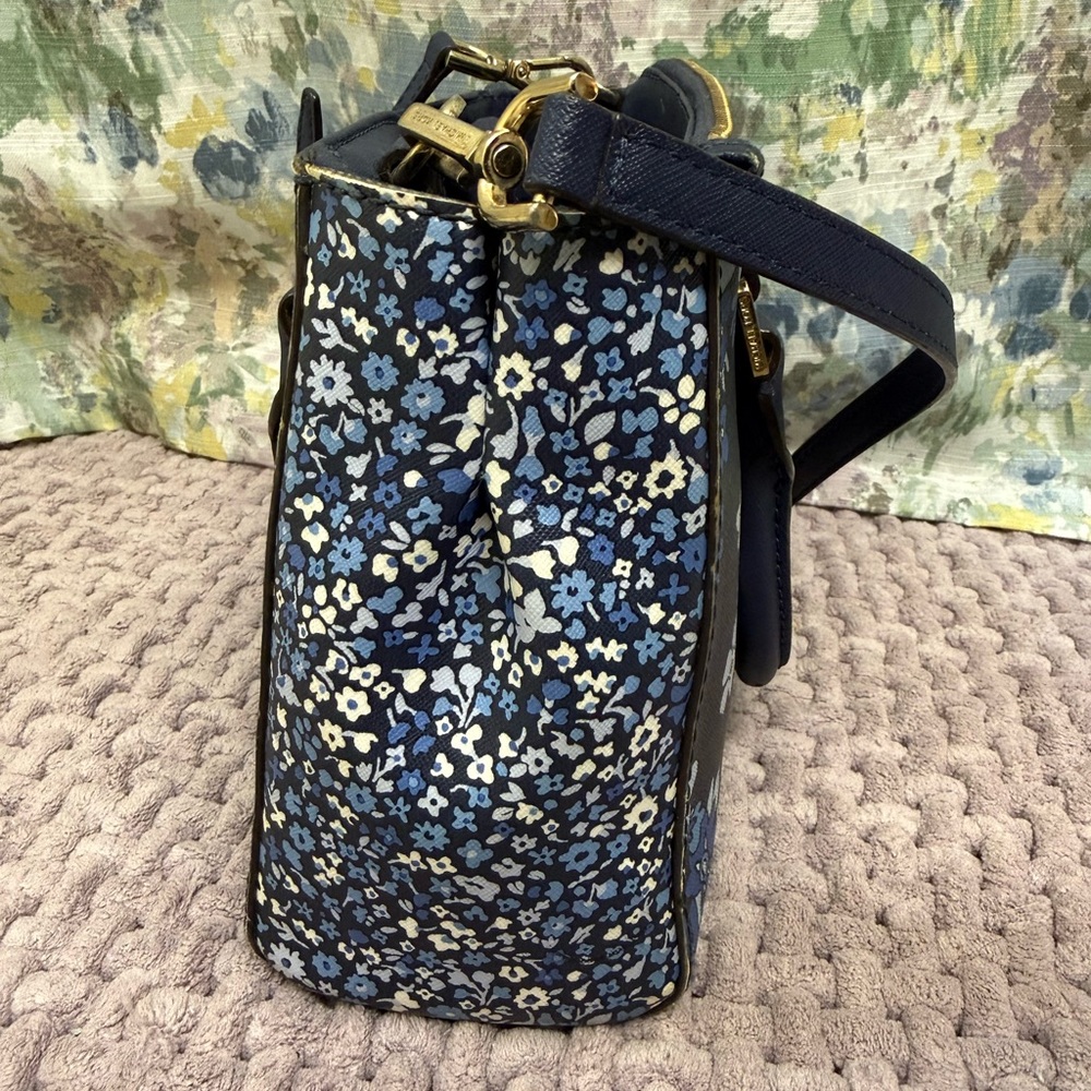 Michael Kors Blue Floral Crossbody Bag - Picture 4 of 7